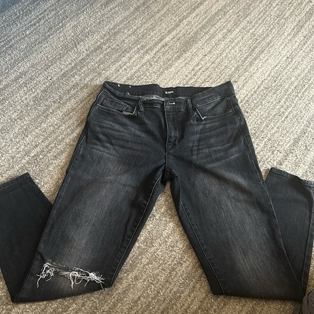 Hudson Natalie midrise super skinny ankle jeans.
